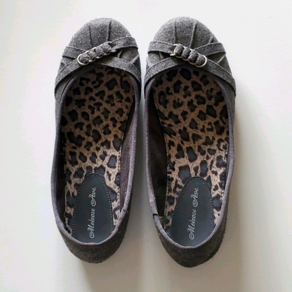 MELROSE AVE Gray Marnie Flats NWOT Size 7.5